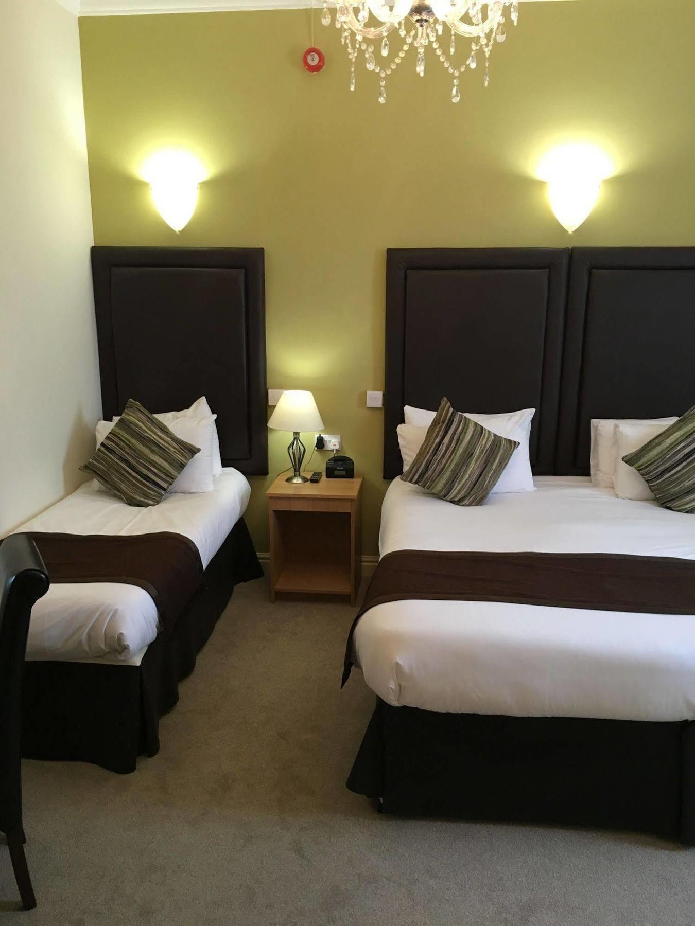 Wakefield Limes Lodge المظهر الخارجي الصورة